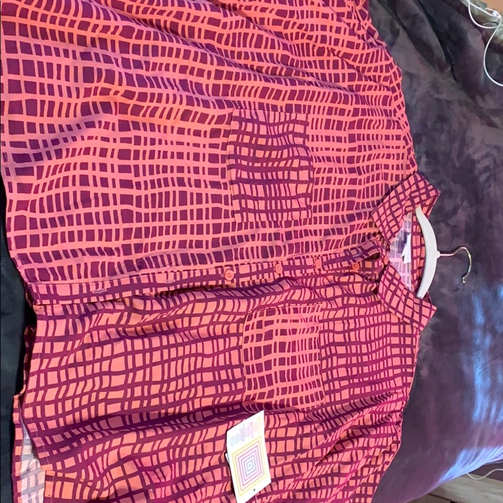 Lularoe Amy crop top